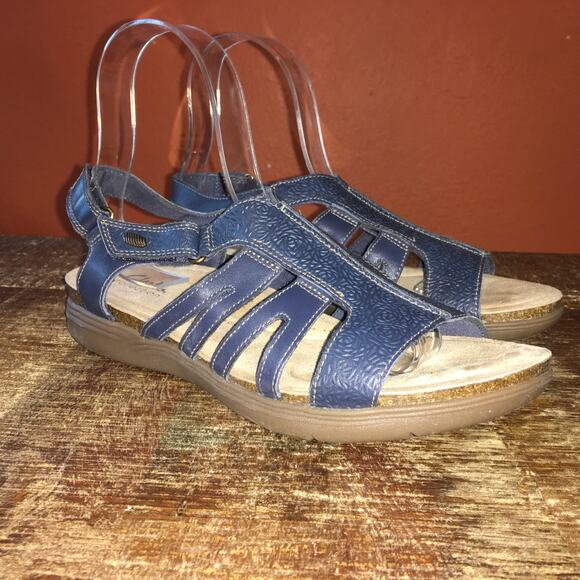 Clarks April Belle Sandals Womens 11 Navy Blue Leather Classic Strappy Comfort - Picture 1 of 8